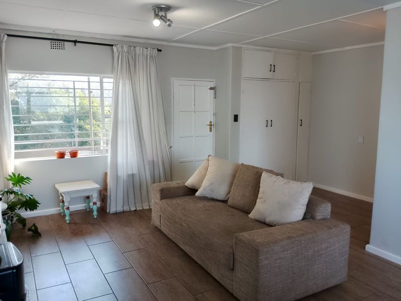 Apartment For Sale in Linden - Photo 8