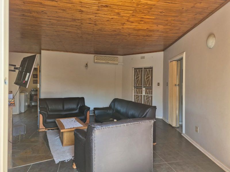 House For Sale in Kuruman Central - Photo 7