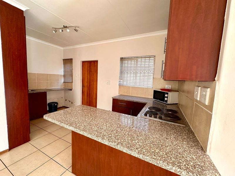 House For Sale in Hesteapark - Photo 8