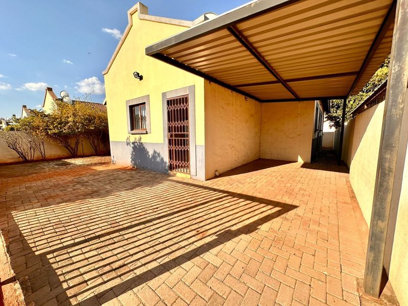 House For Sale in Hesteapark - Photo 3