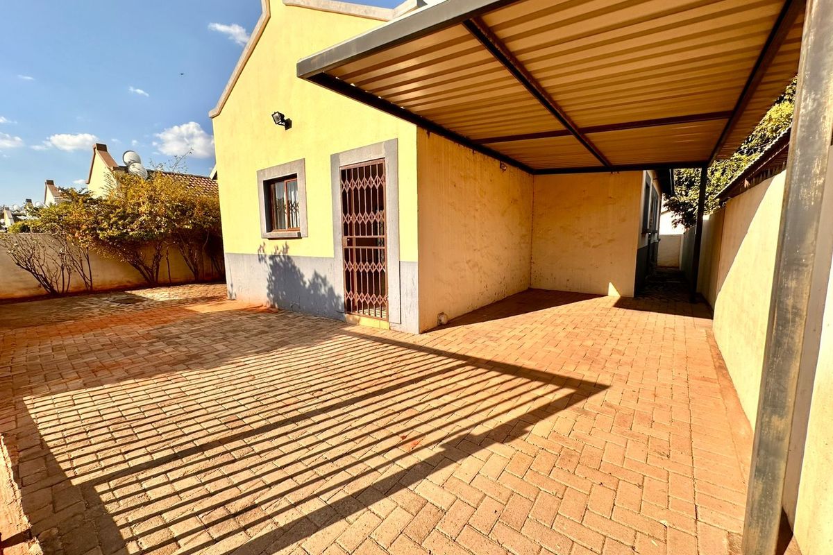 House For Sale in Hesteapark - Photo 3
