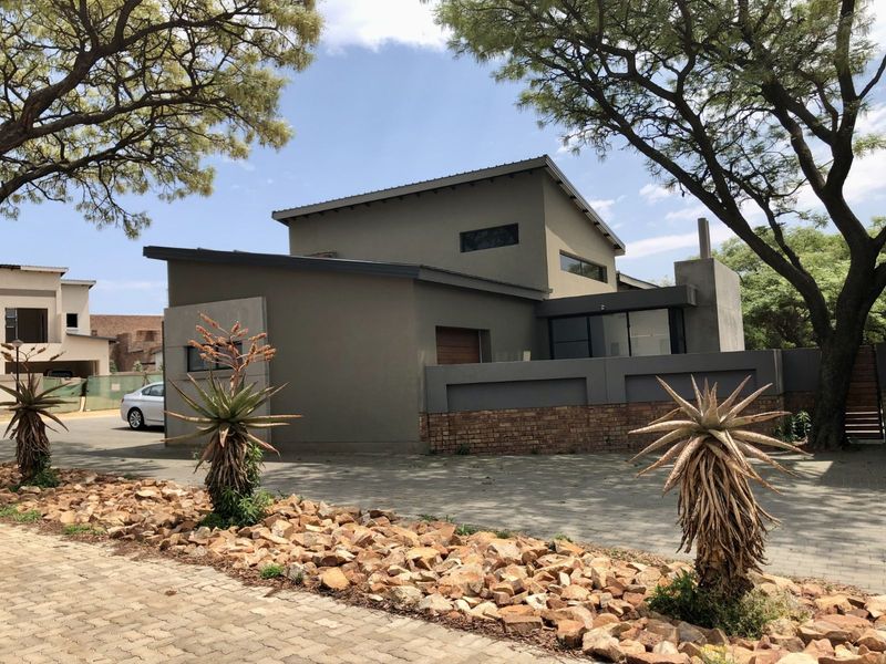 House For Sale in Roodepark Eco Estate - Photo 2