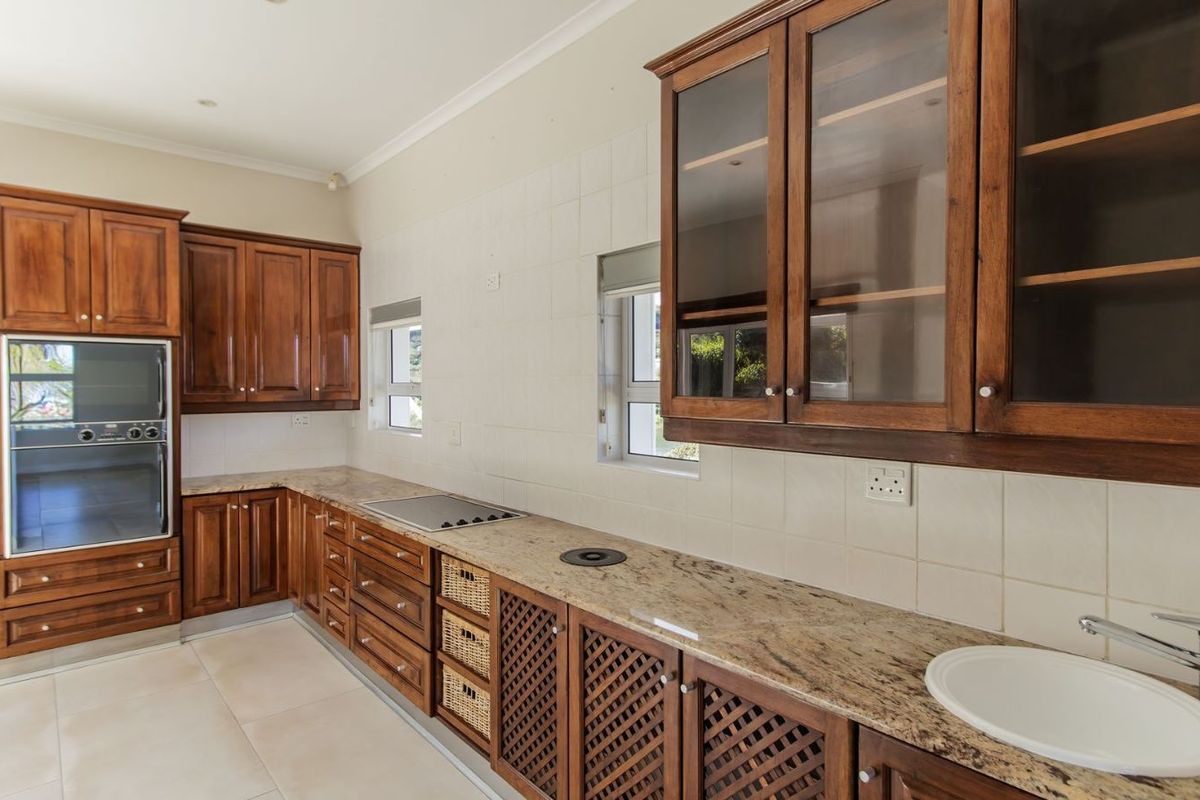 House For Sale in Dennegeur - Photo 5