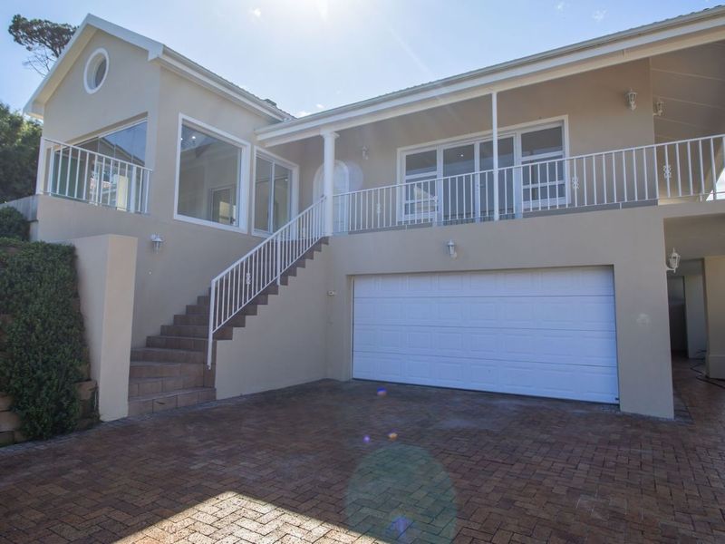 House For Sale in Dennegeur - Photo 2