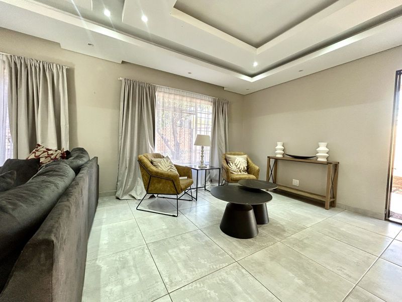 House For Sale in Rooihuiskraal - Photo 3