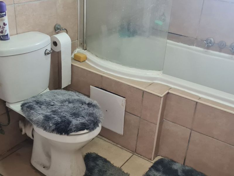 Apartment For Sale in Onverwacht - Photo 6