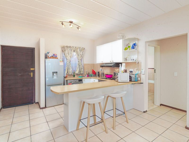 Apartment For Sale in Magaliessig - Photo 6