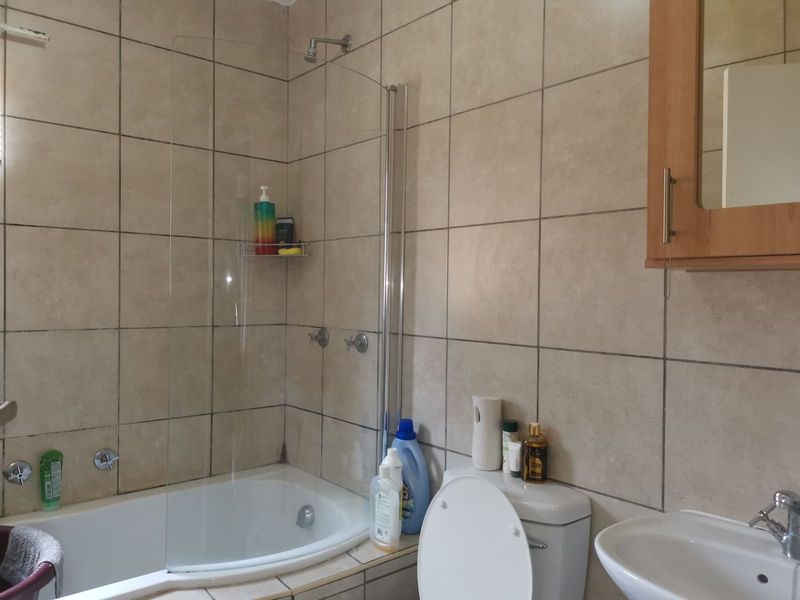 Apartment For Sale in Boardwalk - Photo 9