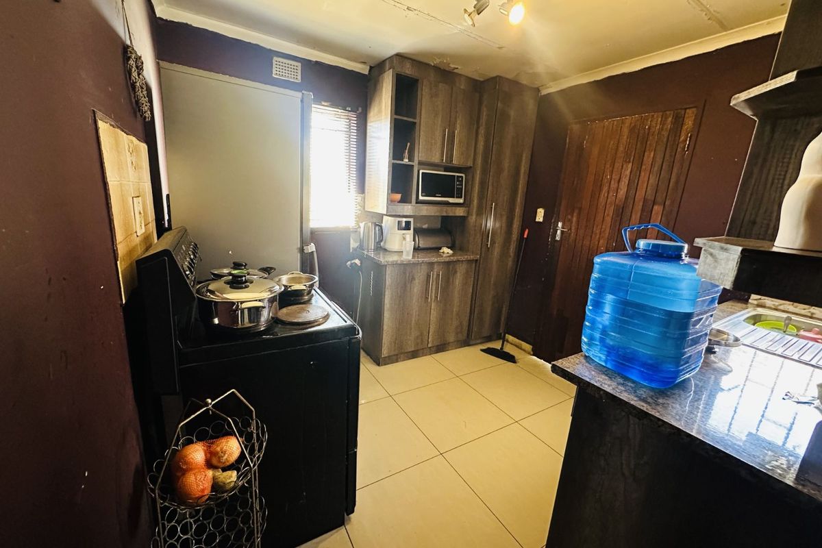 House For Sale in Embalenhle - Photo 4