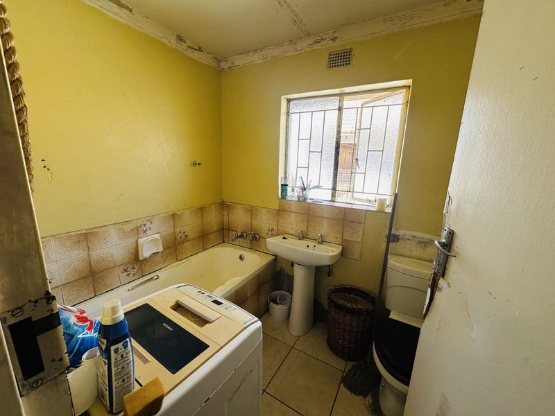 House For Sale in Embalenhle - Photo 5