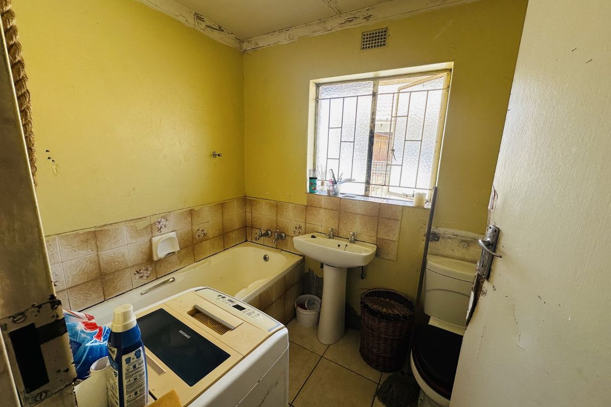 House For Sale in Embalenhle - Photo 5