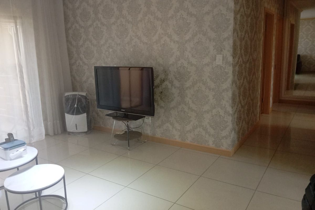 Apartment For Sale in Broadacres - Photo 2