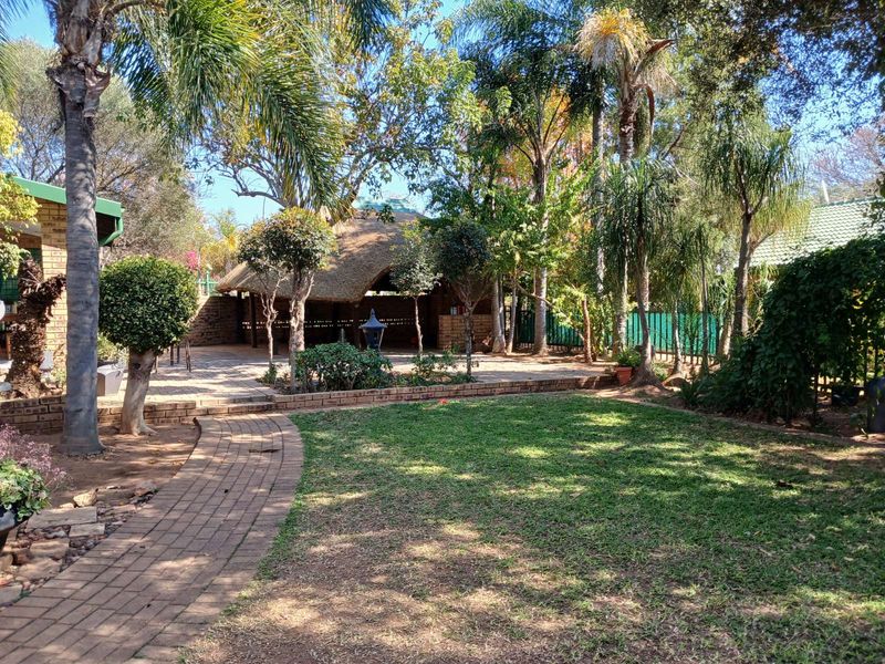 Townhouse For Sale in Bela Bela Central - Photo 3