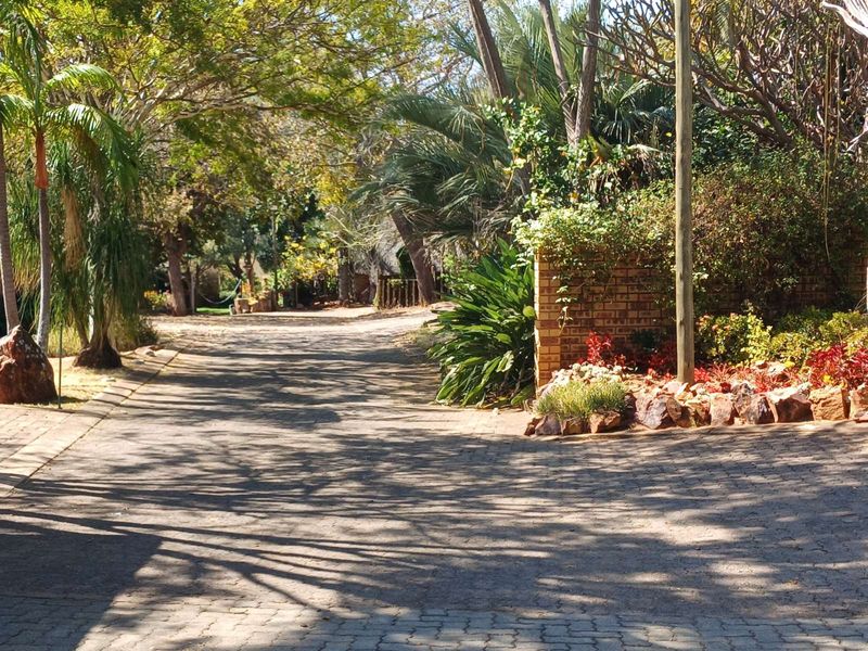 Townhouse For Sale in Bela Bela Central - Photo 2