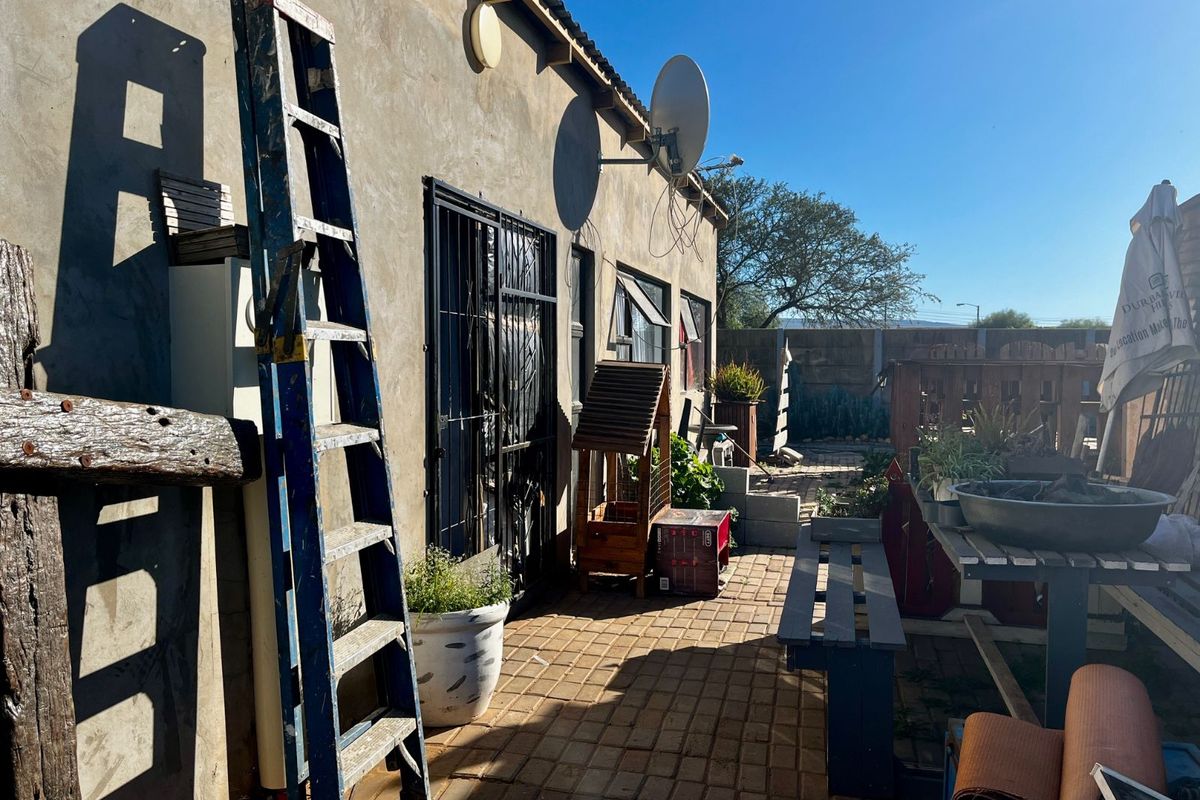 Industrial For Sale in Kruisrivier - Photo 3