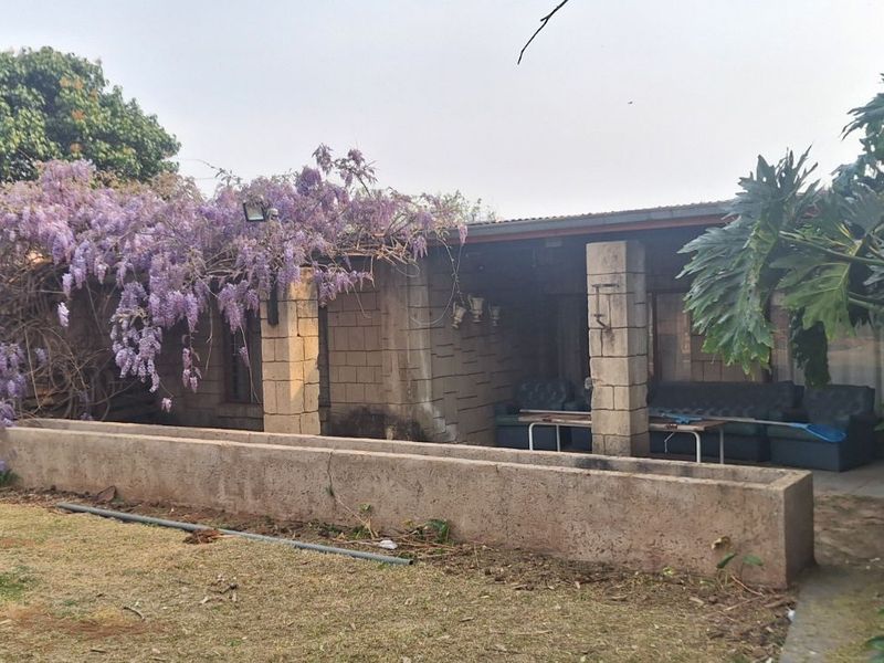 Farm For Sale in Wheatlands AH - Photo 2