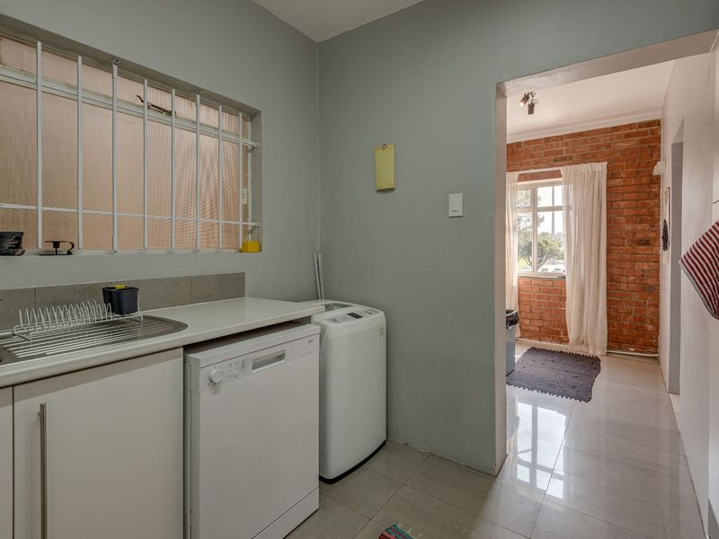 Apartment For Sale in St Georges Park - Photo 6