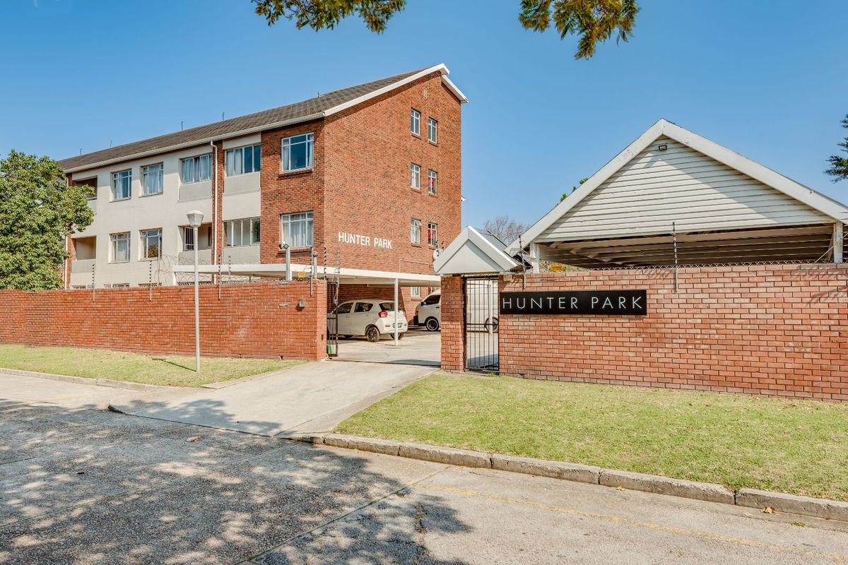 Apartment For Sale in St Georges Park - Photo 2
