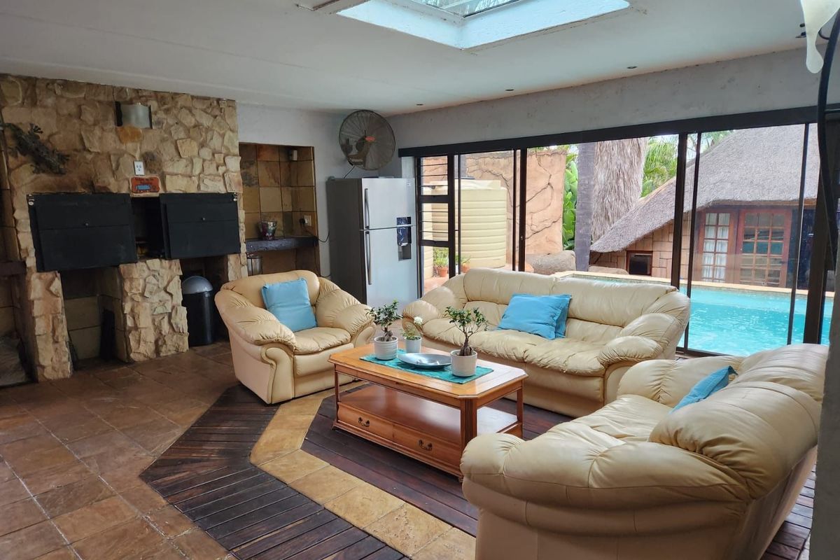 House For Sale in Sterpark - Photo 3