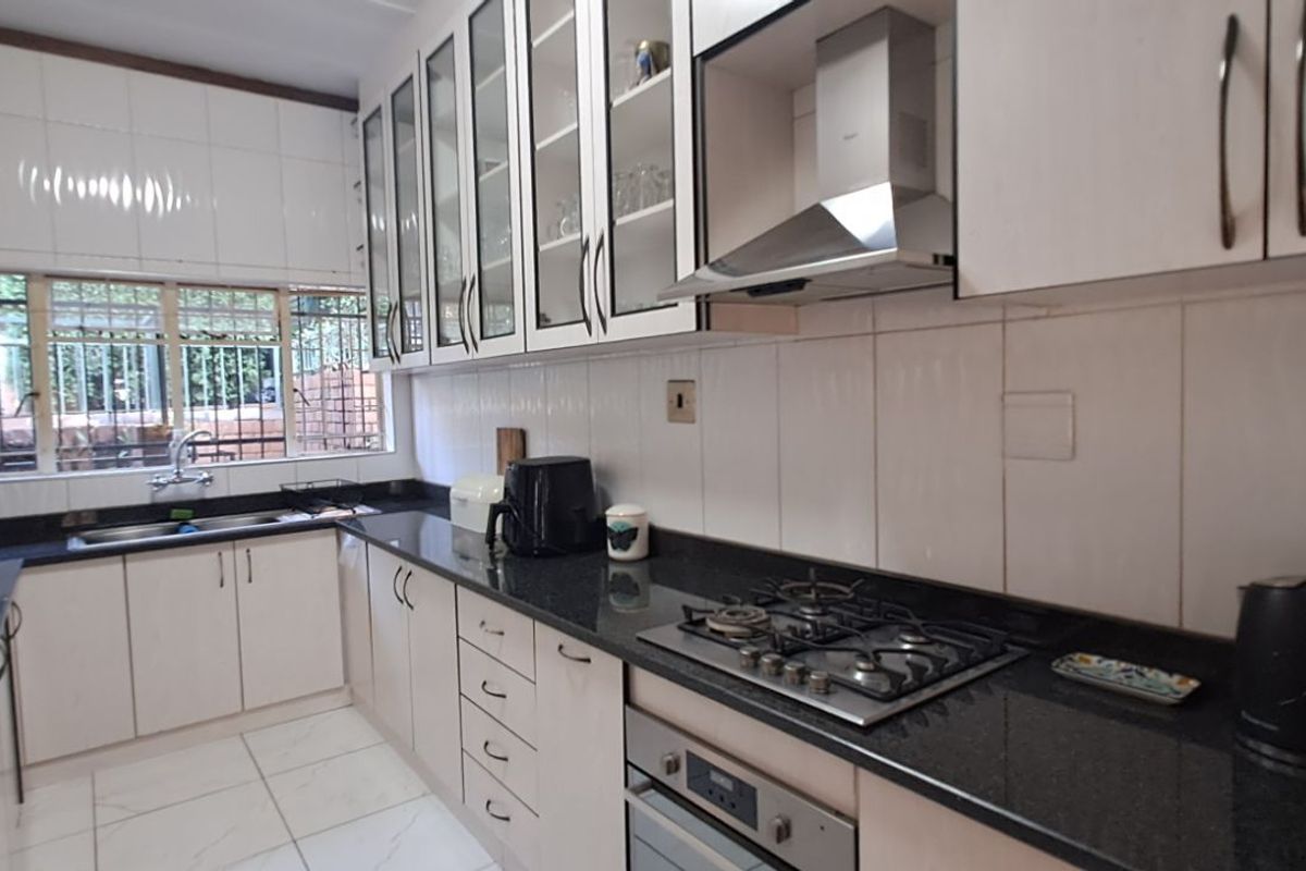 House For Sale in Villieria - Photo 5