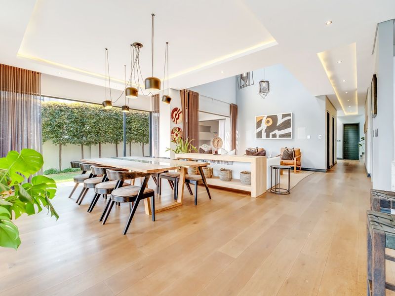 House For Sale in Bryanston - Photo 8