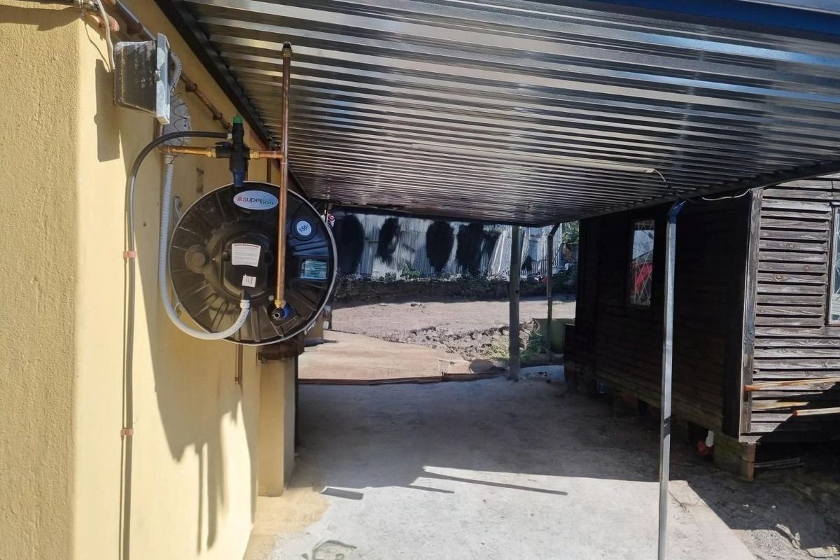 House For Sale in Savannah Park - Photo 5