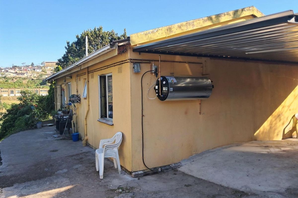 House For Sale in Savannah Park - Photo 3