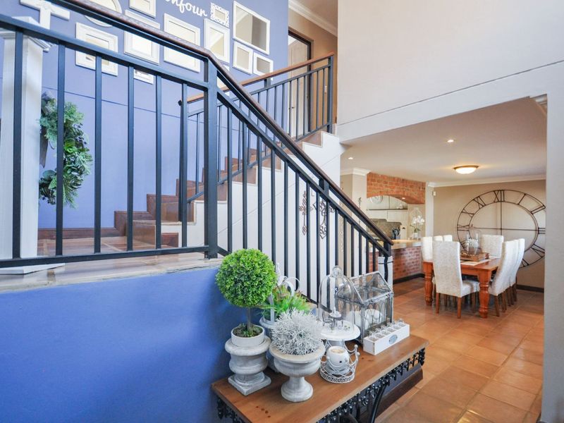 House For Sale in Bronberg - Photo 4