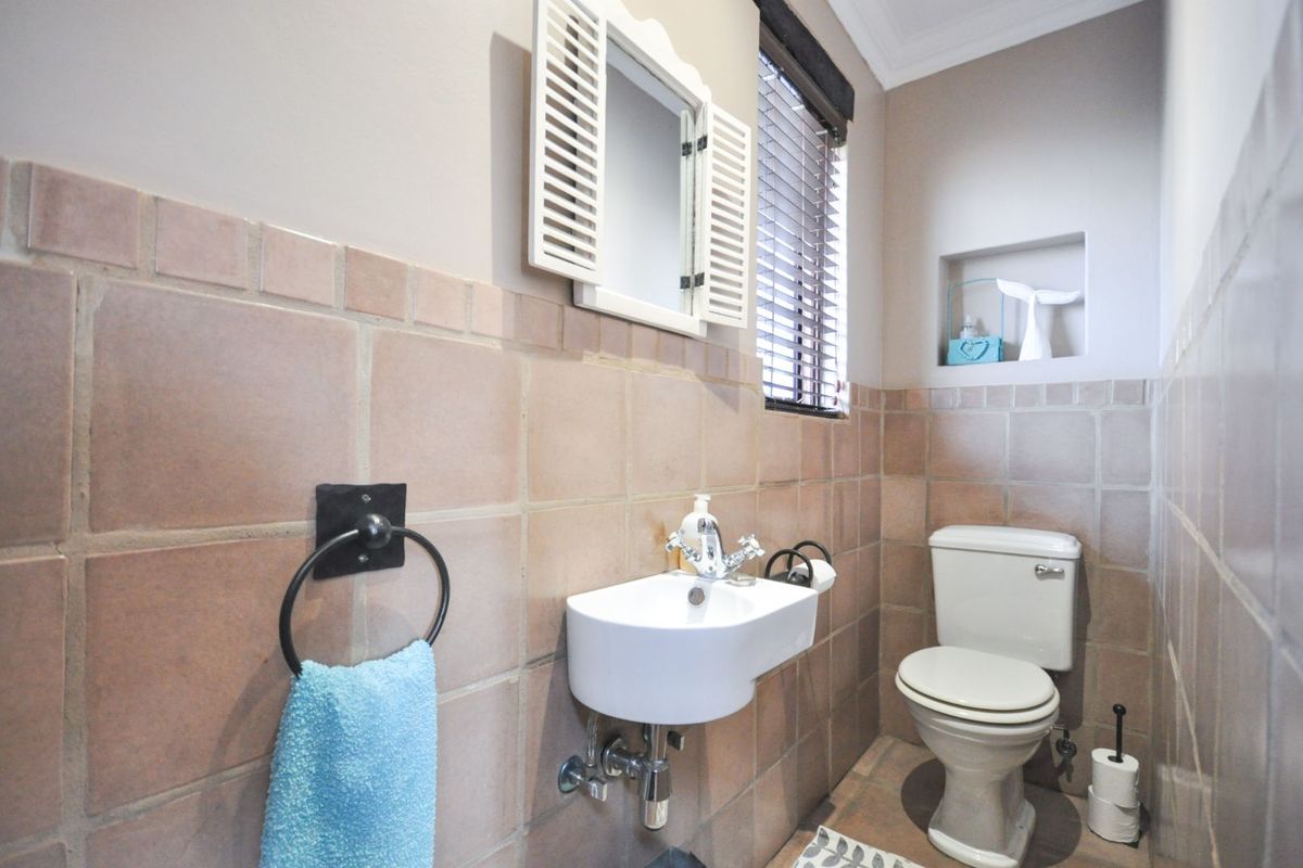 House For Sale in Bronberg - Photo 5