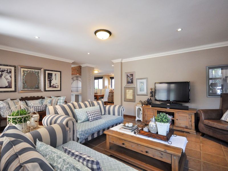 House For Sale in Bronberg - Photo 10