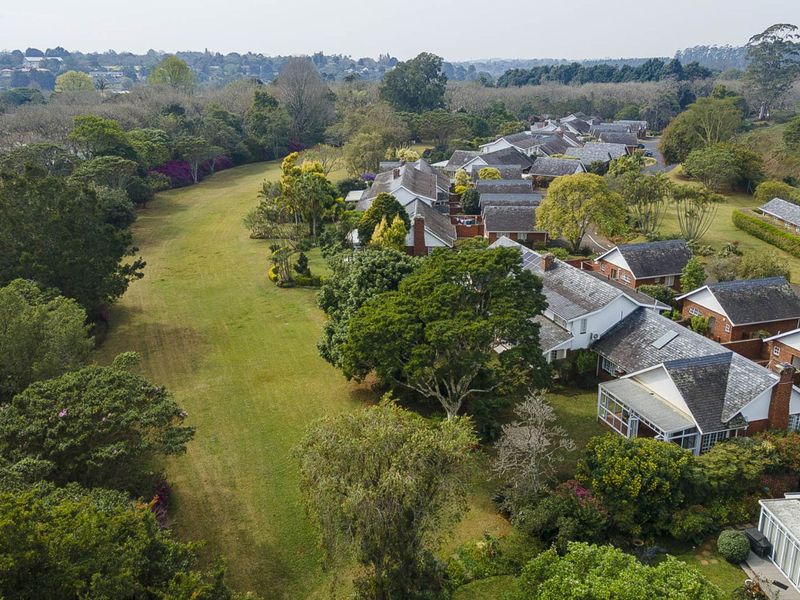 Townhouse For Sale in Hillcrest Park - Photo 2