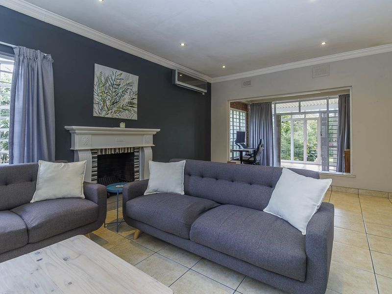 Townhouse For Sale in Hillcrest Park - Photo 6