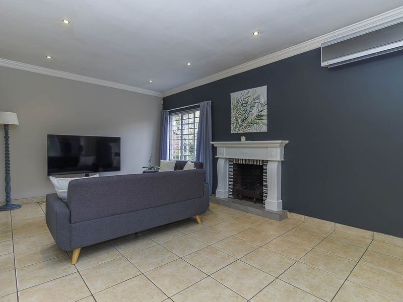 Townhouse For Sale in Hillcrest Park - Photo 8