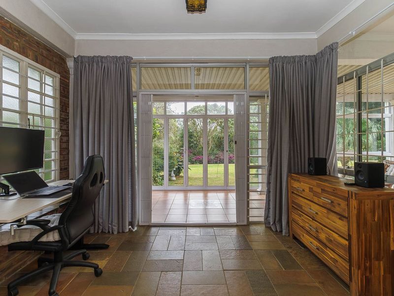 Townhouse For Sale in Hillcrest Park - Photo 4