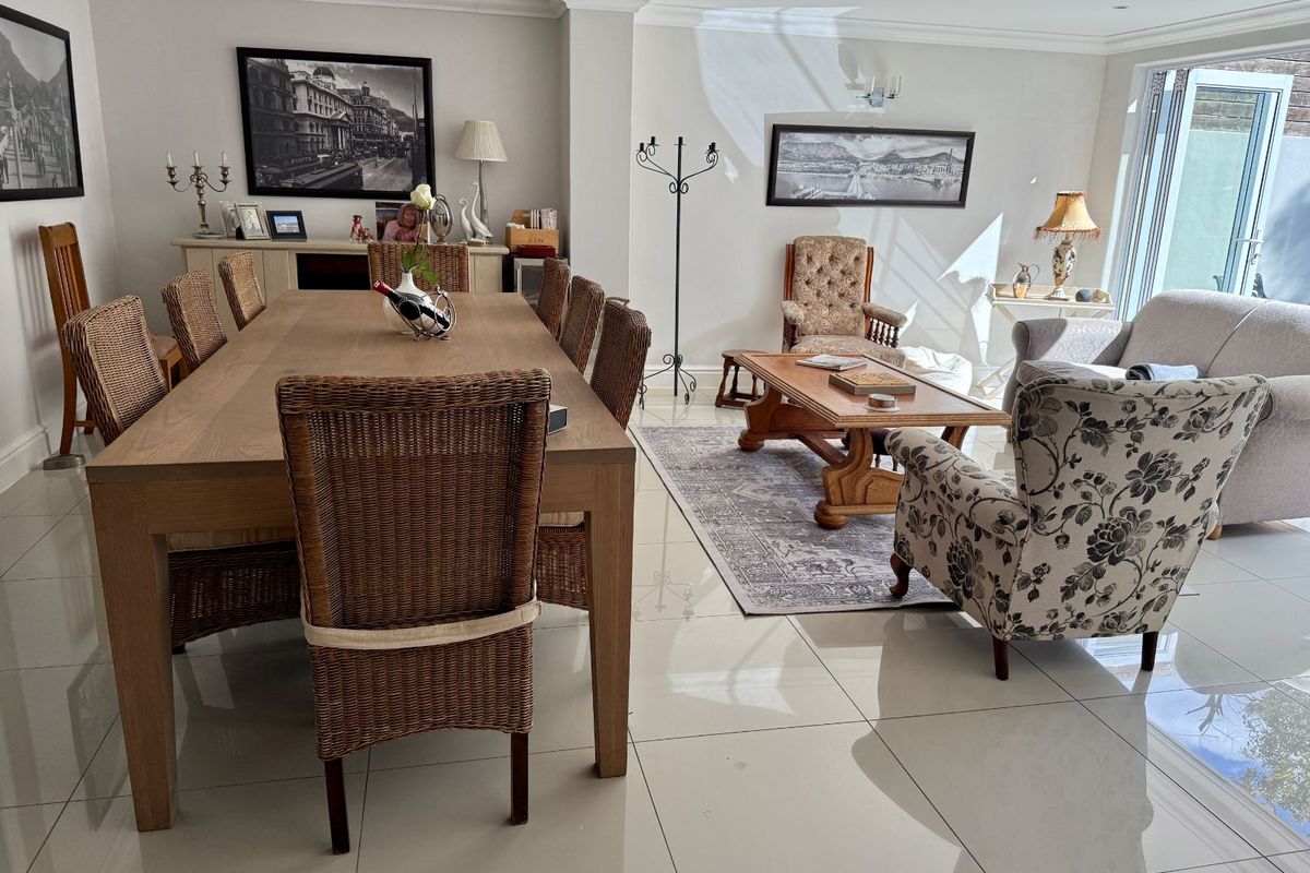 House For Sale in Kenilworth Upper - Photo 5