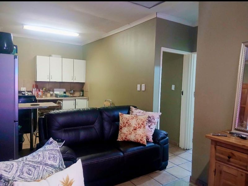 House For Sale in Kempton Park Central - Photo 6