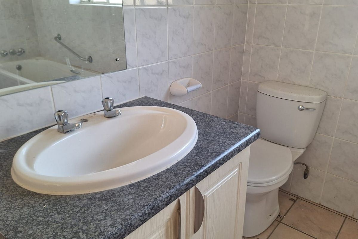 House For Sale in Bela Bela Central - Photo 4