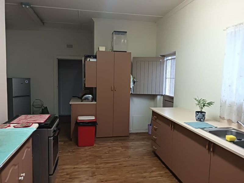 House For Sale in Van Riebeeck Hoogte - Photo 7