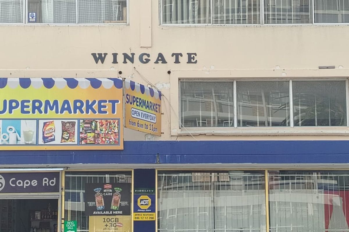 Apartment For Sale in Richmond Hill - Photo 2