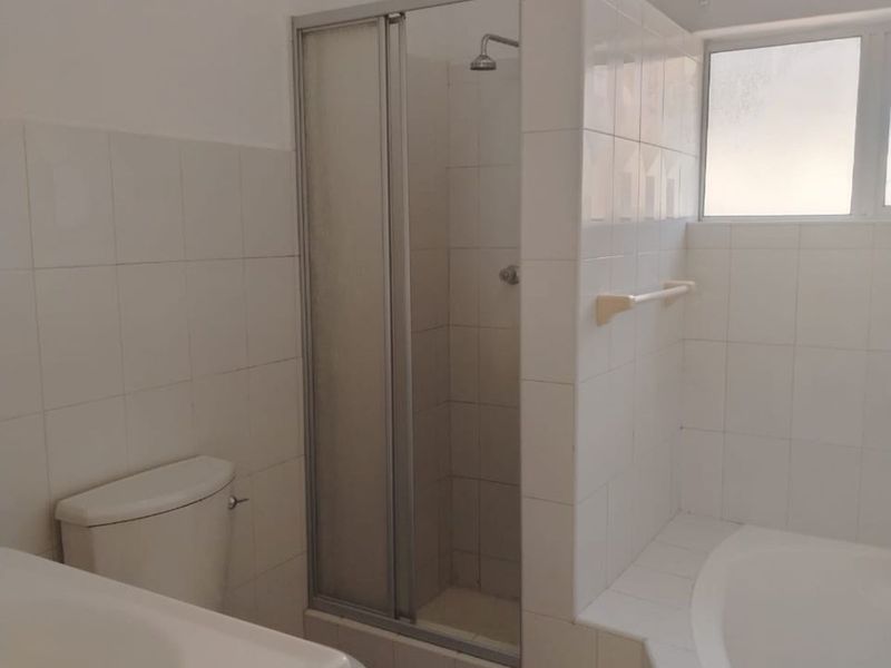 Apartment For Sale in Richmond Hill - Photo 9