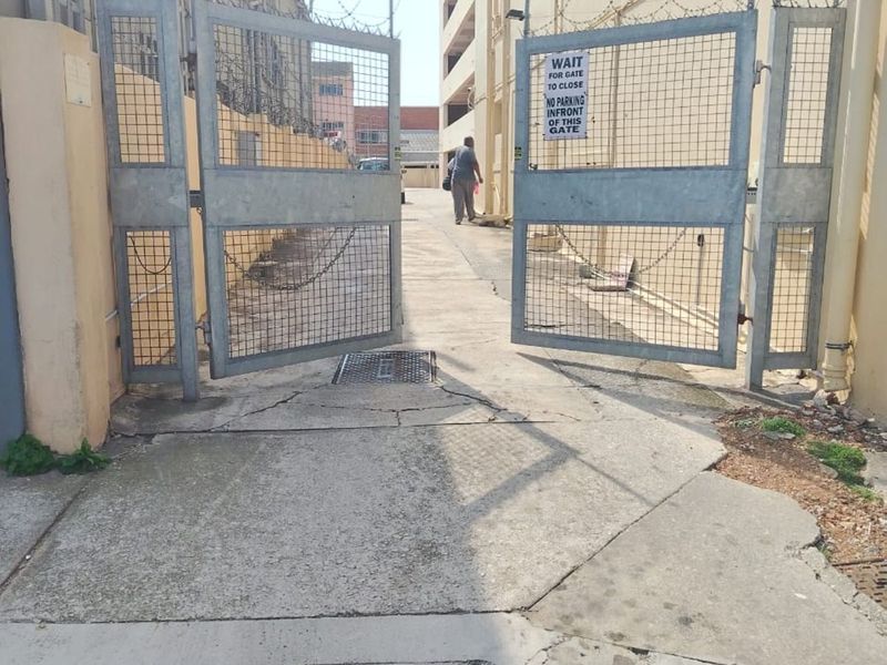 Apartment For Sale in Richmond Hill - Photo 4