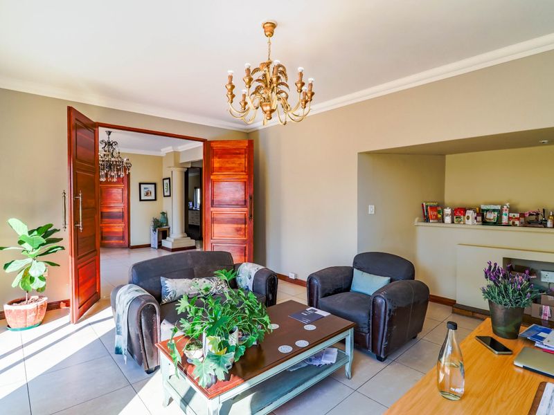 House For Sale in Muckleneuk - Photo 5