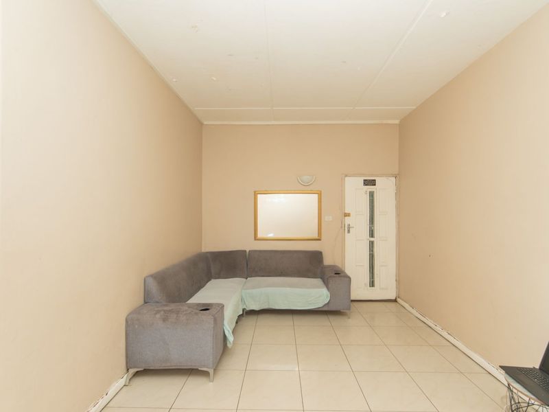 Apartment For Sale in Humewood - Photo 9