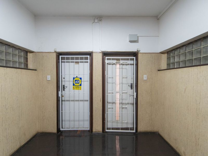 Apartment For Sale in Humewood - Photo 6