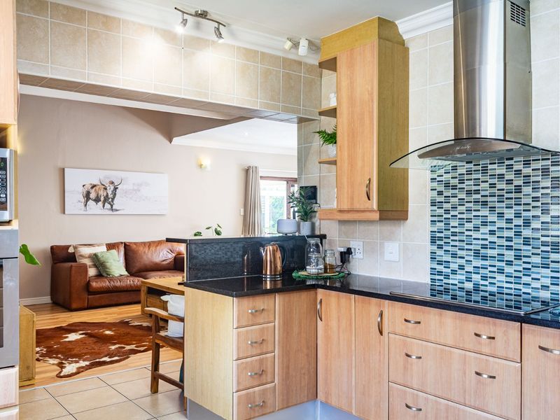 House For Sale in Panorama - Photo 10