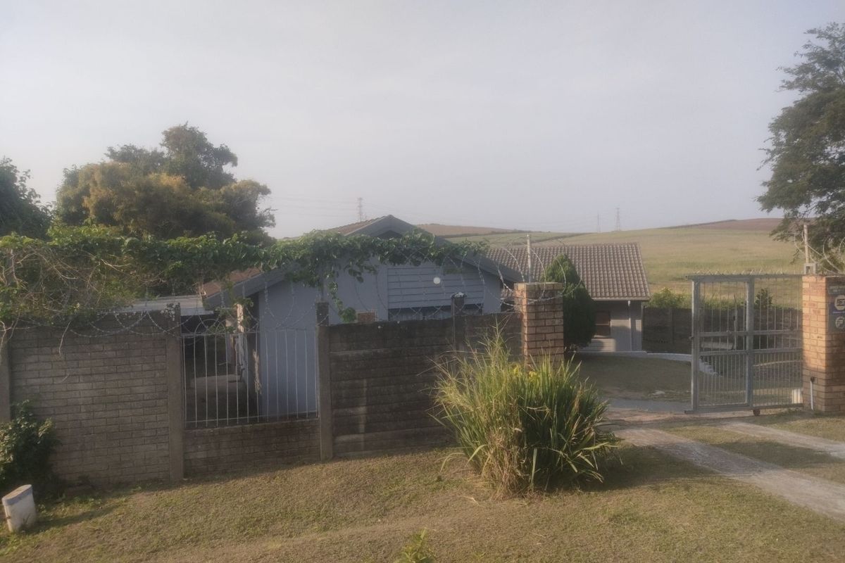 Townhouse For Sale in Noordsig - Photo 2