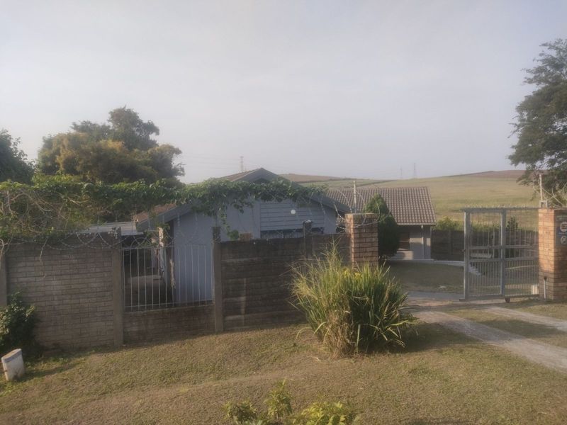 Townhouse For Sale in Noordsig - Photo 2