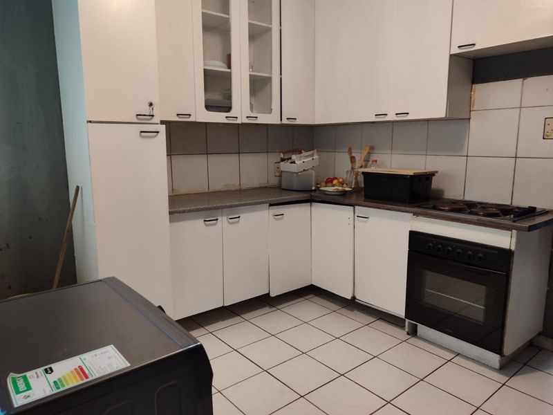 Townhouse For Sale in Kempton Park AH - Photo 5