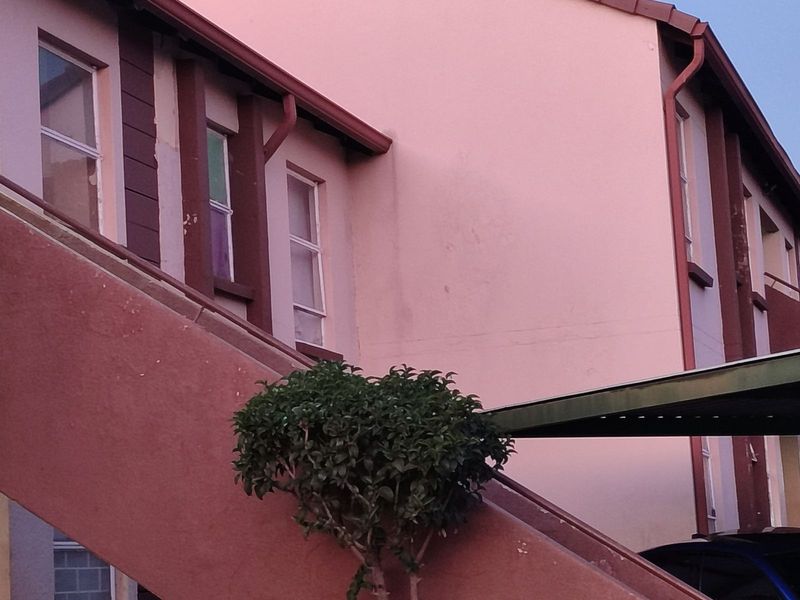 Townhouse For Sale in Norkem Park - Photo 4