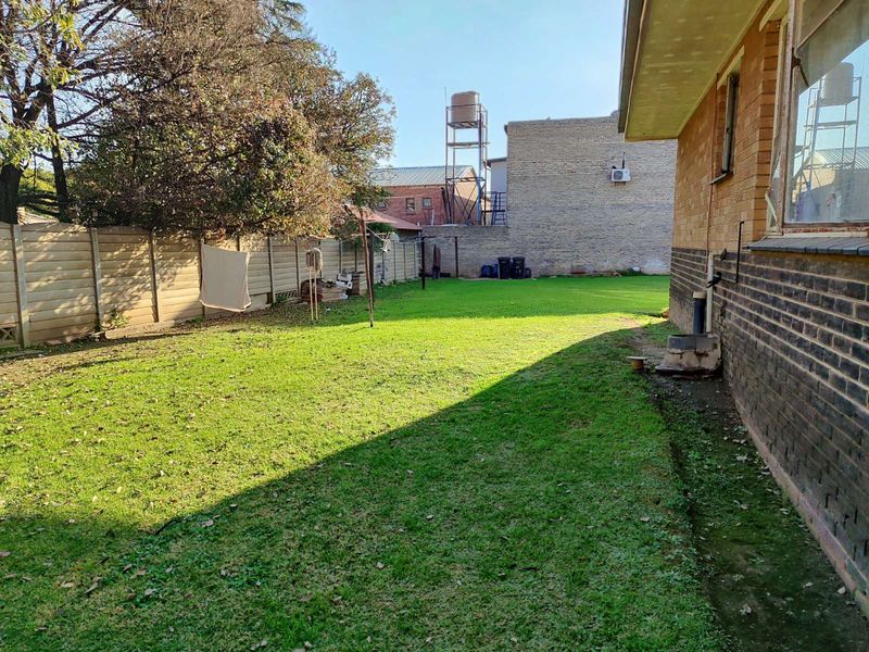 House For Sale in Kempton Park Ext 2 - Photo 8